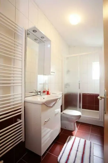 Apartmani Lili Sukošan 0*,